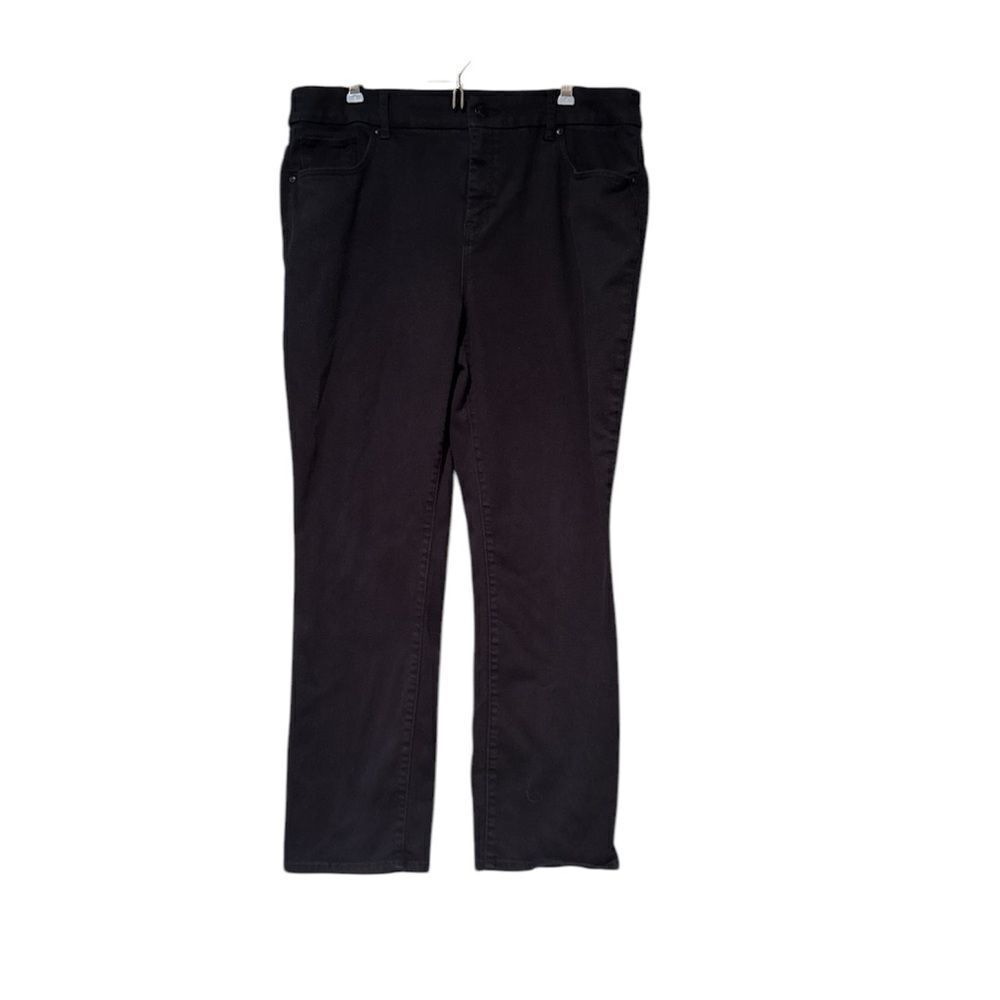 Chico’s Girlfriend Straight Leg  Classic Black Pants Size 12 Short So Slimming